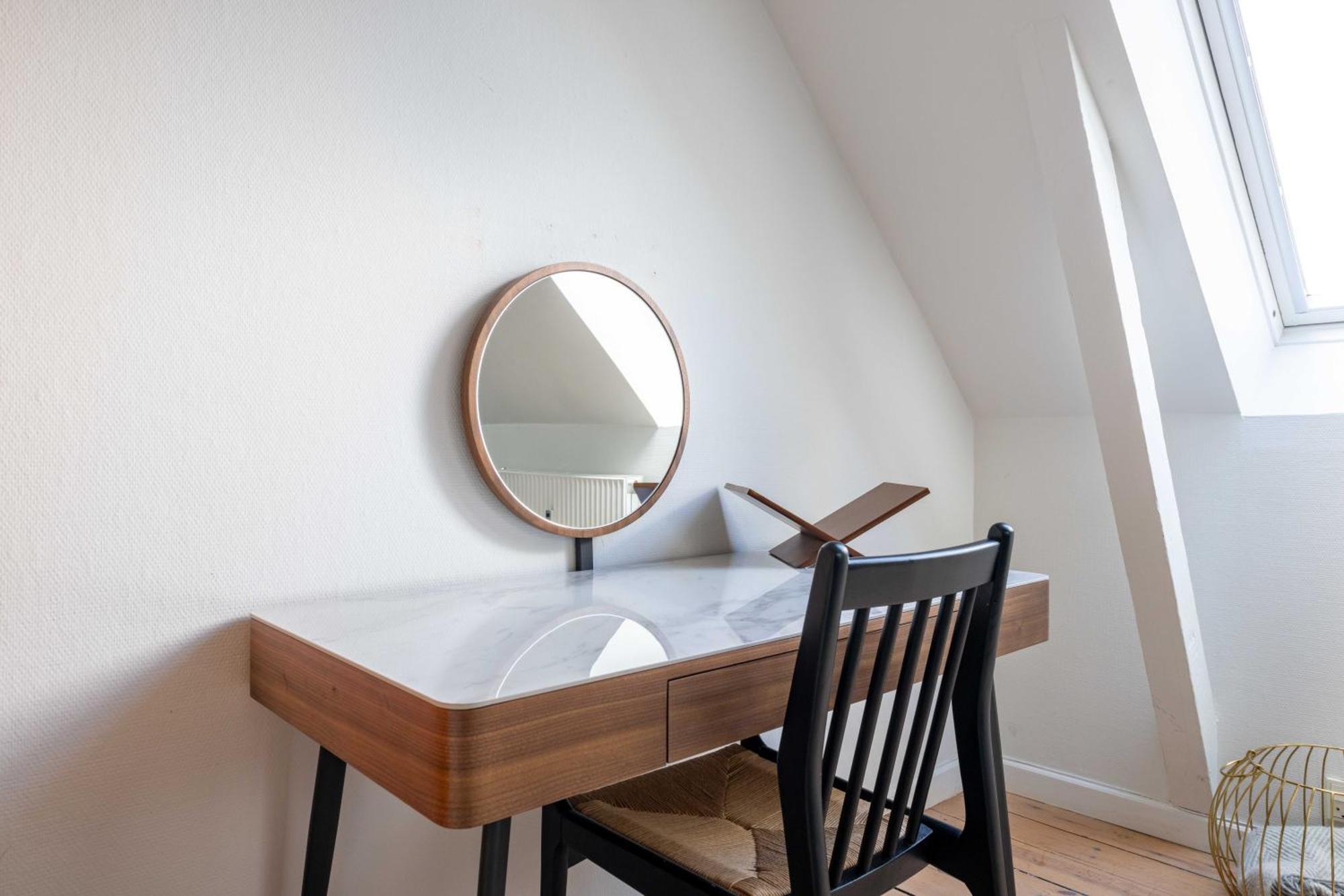 Apartment Cozy 2 Bedroom In Peaceful Neighbourhood