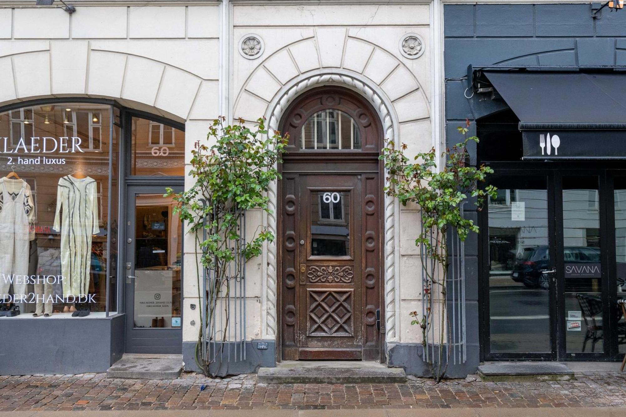 Cozy 2 Bedroom In Peaceful Neighbourhood Apartment