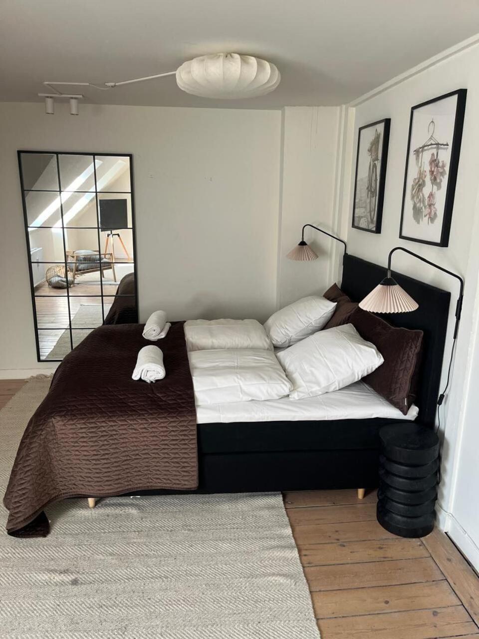 Cozy 2 Bedroom In Peaceful Neighbourhood